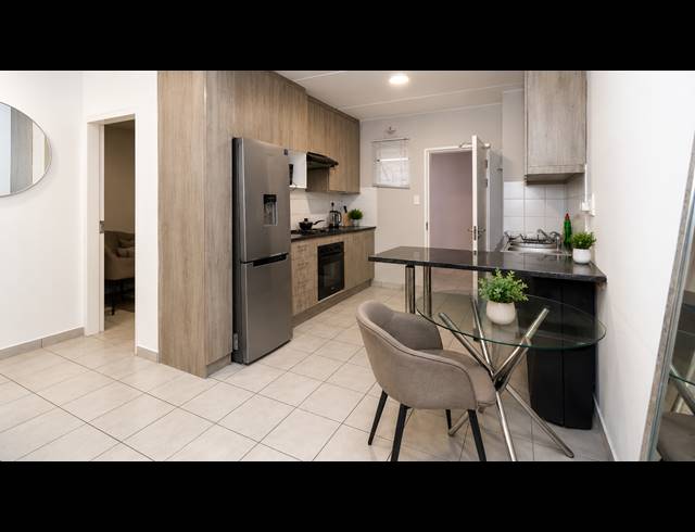 2 BEDROOM APARTMENT FOR SALE IN PARKLANDS NORTH